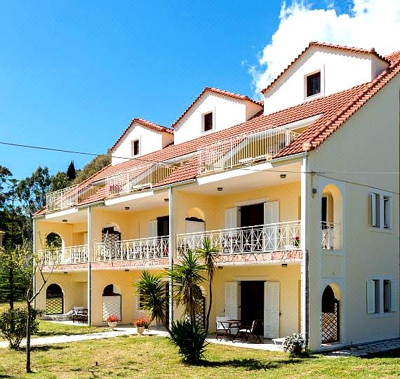 Albouro Seafront Apartments